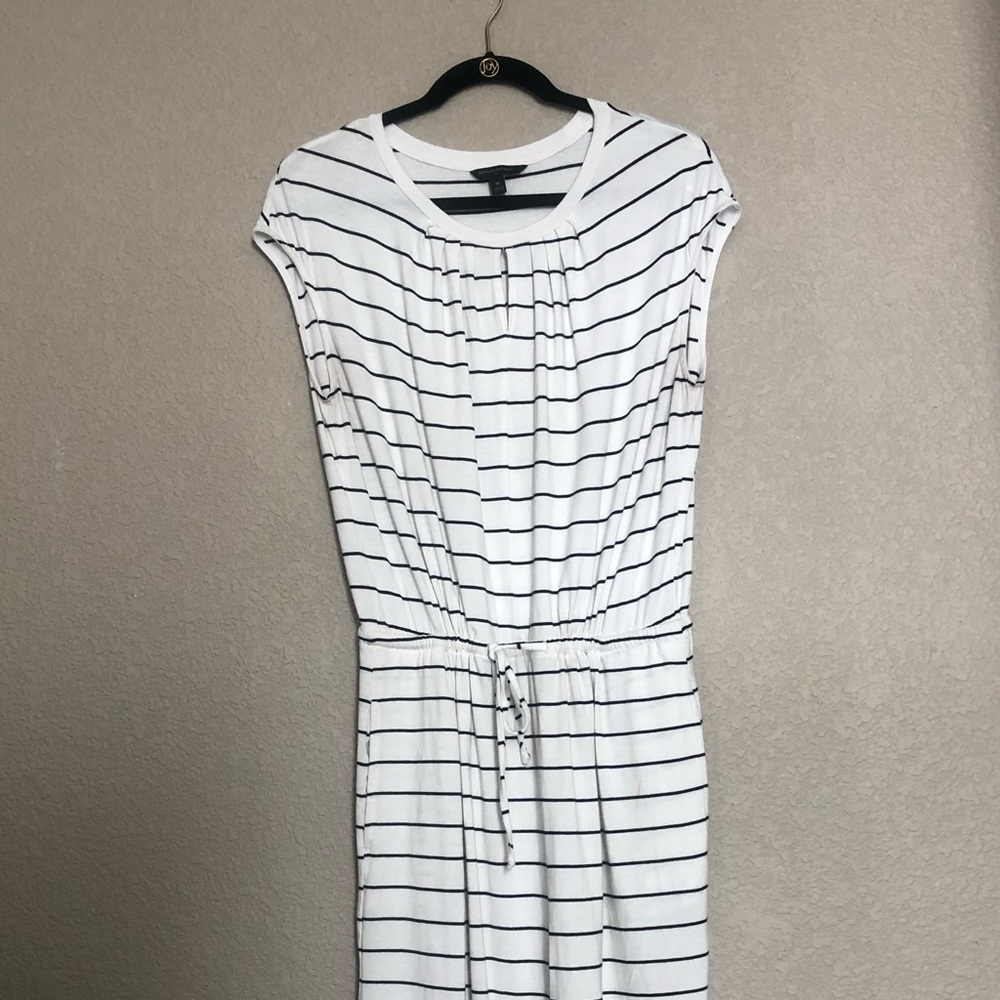 Black and White Sleeveless Banana Republic Dress